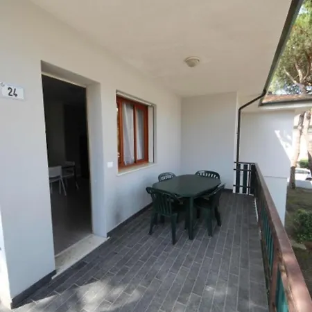 Charming With Ac, Garden And Parking *